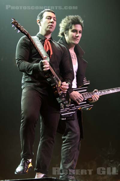 AVENGED SEVENFOLD - 2010-11-14 - PARIS - Zenith - 